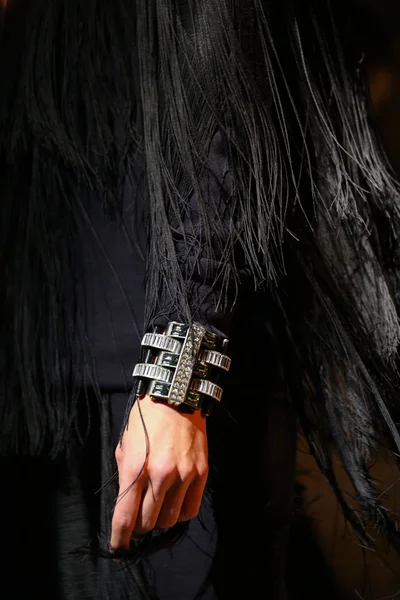 Look 111